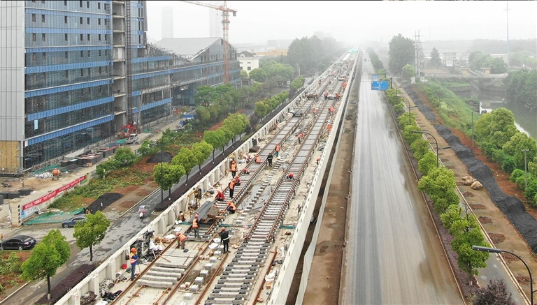 杭临城际铁路轨道铺设“加速度”