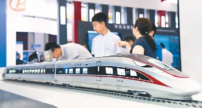 新技术助跑，中国高铁“一骑绝尘”