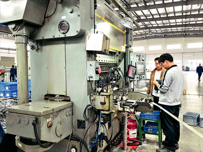 为工业生产提供更多“中国造” 裕钦公司打造替代进口的精密零部件