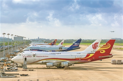 浦东机场提升货邮吞吐量