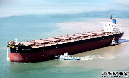 渤船重工一艘21万吨散货船出海试航