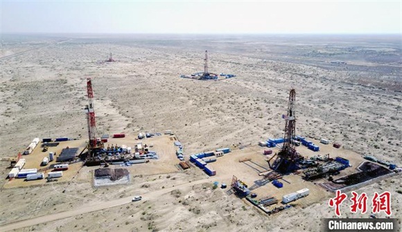 新疆油田采油二厂60年累计生产原油突破一亿吨