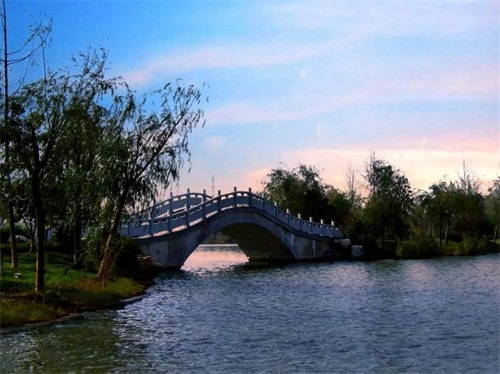 旅游