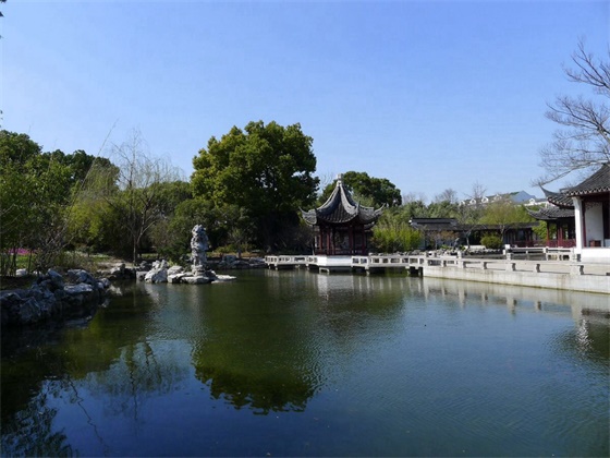 旅游
