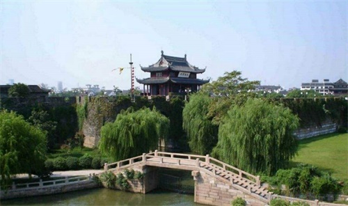 旅游