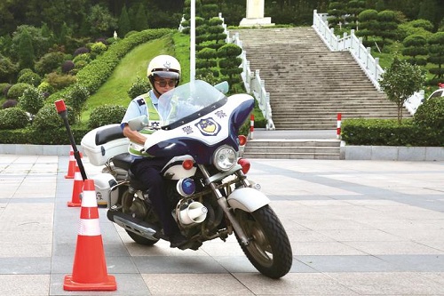 骑警技能大练兵