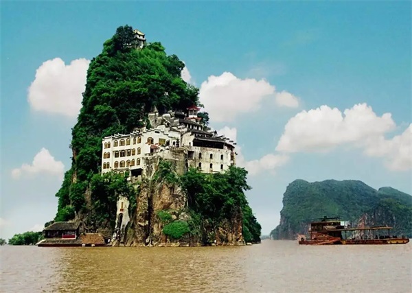 旅游