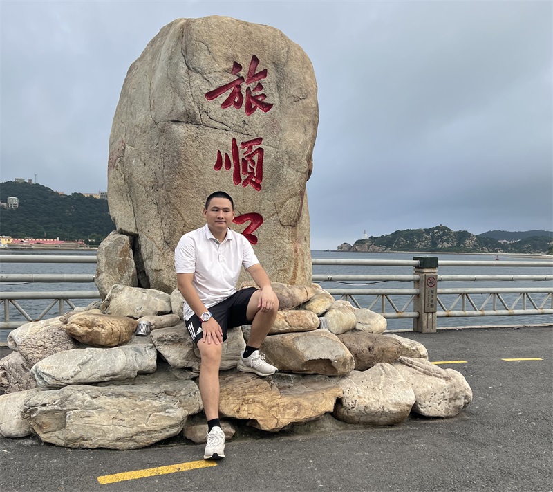 投促中国创始人吴永豪一行赴辽宁省大连市旅顺军港参观学习