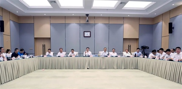 涪陵区第六届规划委员会第三次全体会议召开