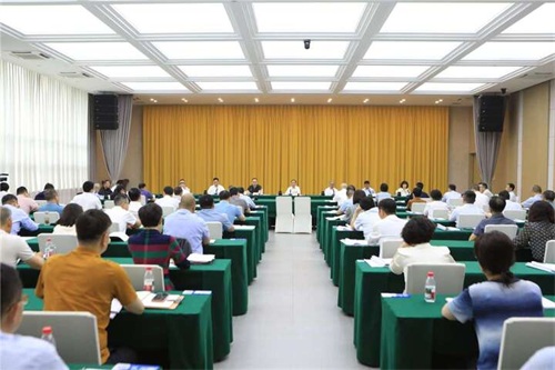 巴南区2026年二季度经济形势分析会议召开