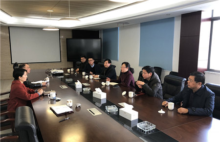 维扬开发区管委会主任张亚彤节后走访企业