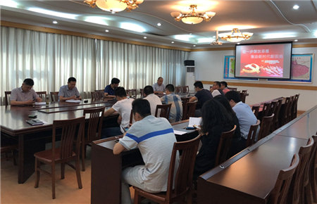 维扬开发区招商局和投资服务局联合支部召开专题组织生活会