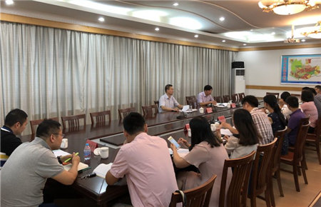维扬开发区召开“三资”管理工作推进会