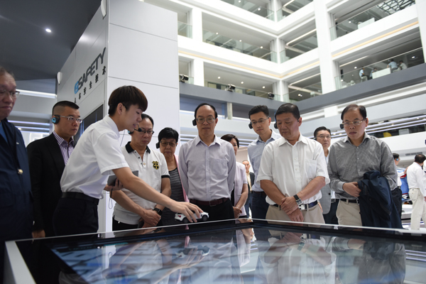香港特别行政区全国人大代表新区考察