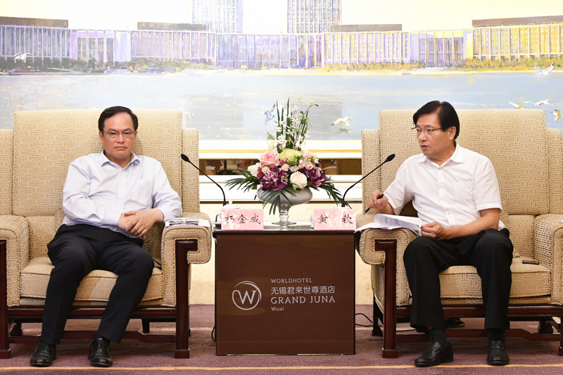 中船工业集团高层来锡考察
