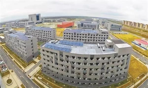 新能源智能微电网打开上海电力大学节能绿色新校园
