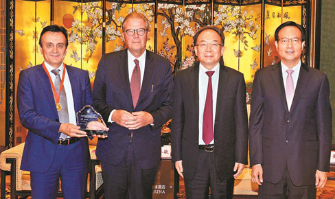 英国阿斯利康全球董事会成员会议在锡召开