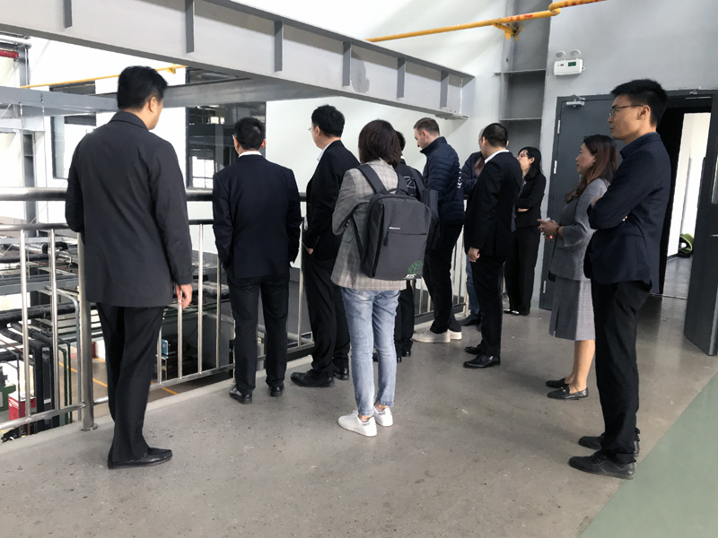 投促中国创始人吴永豪，德国柯拉思利集团（KIS GmbH & Co. KG）创始人、集团董事长汉斯·乔治·科尔哈斯一行赴美国埃姆硕德集团（Aim Immunotech Inc）长兴公司交流参观