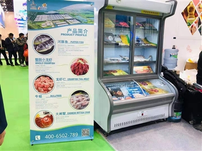 奋力跑出商务发展“加速度”