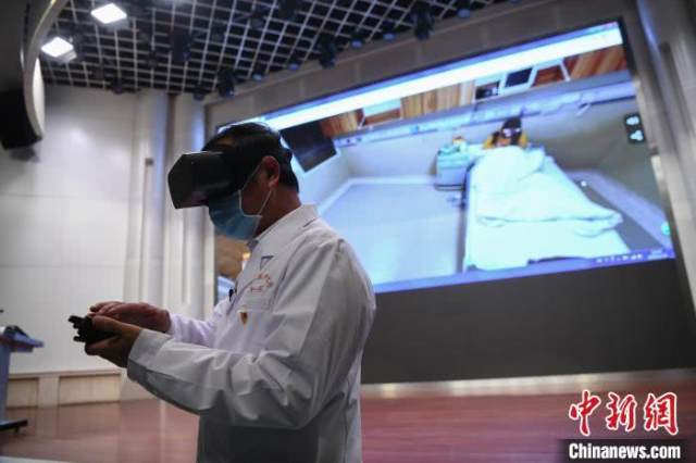 云南上线首个5G＋VR隔离探视系统 家属隔空探视疑似患者