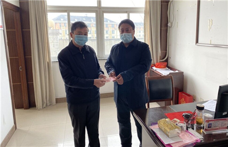 荷叶社区：党员捐款映初心 传递力量抗疫情