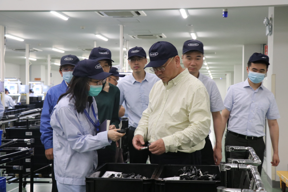史红亮深入企业开展调研和安全生产检查工作