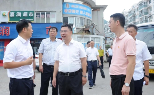 李昌明调研我县村改社区和村社组织换届工作
