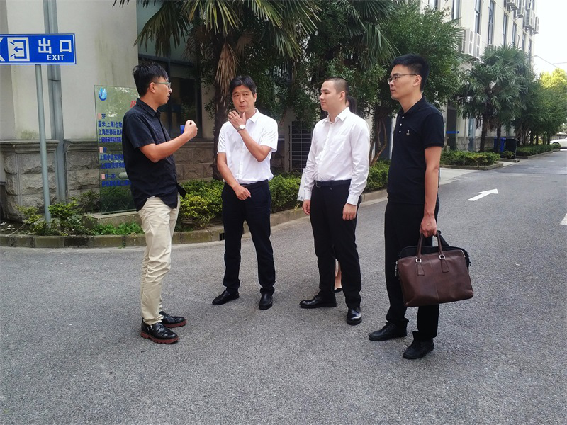 投促中国创始人吴永豪，中共长兴县委常委、国开区党委书记王伟新一行赴德国伊珀泰克斯集团（Iprotex GmbH）上海公司考察