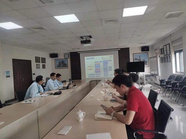 大庆市发改委来经开区调研精细化工发展情况