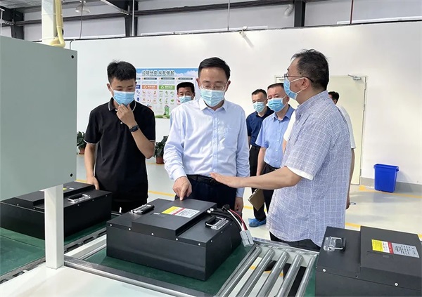 张安疆到高新区调研先进制造业培育工作