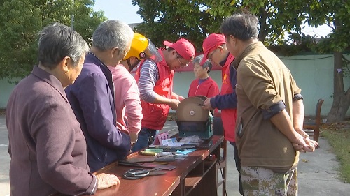 县总工会举办“宣传二十大精神 奋进共富路”劳模工匠志愿服务活动