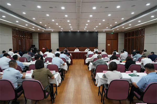进一步提升城市能级和核心竞争力，青浦区“城中村”改造工作推进会举行