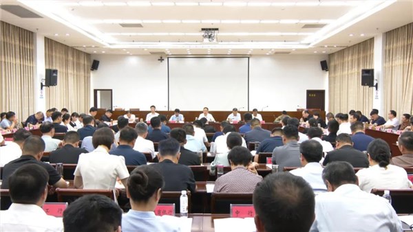 县委理论学习中心组学习（扩大）会议召开