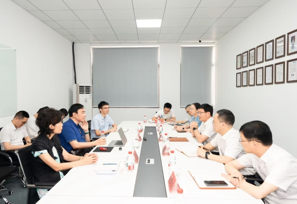 潘银浩：激发人才活力 筑牢产业支撑 以产才深度融合释放高质量发展澎湃动能