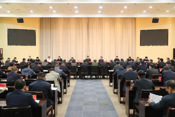 全县项目攻坚暨经济运行分析会召开
