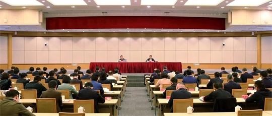 深入学习贯彻党的二十届四中全会精神，区委理论学习中心组举行学习（扩大）会