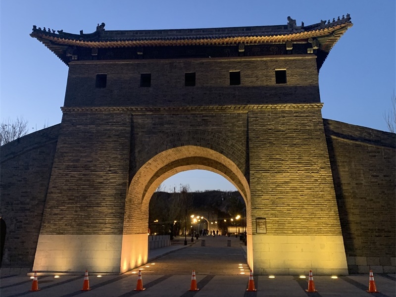 投促中国创始人吴永豪一行赴北京司马台长城参观学习