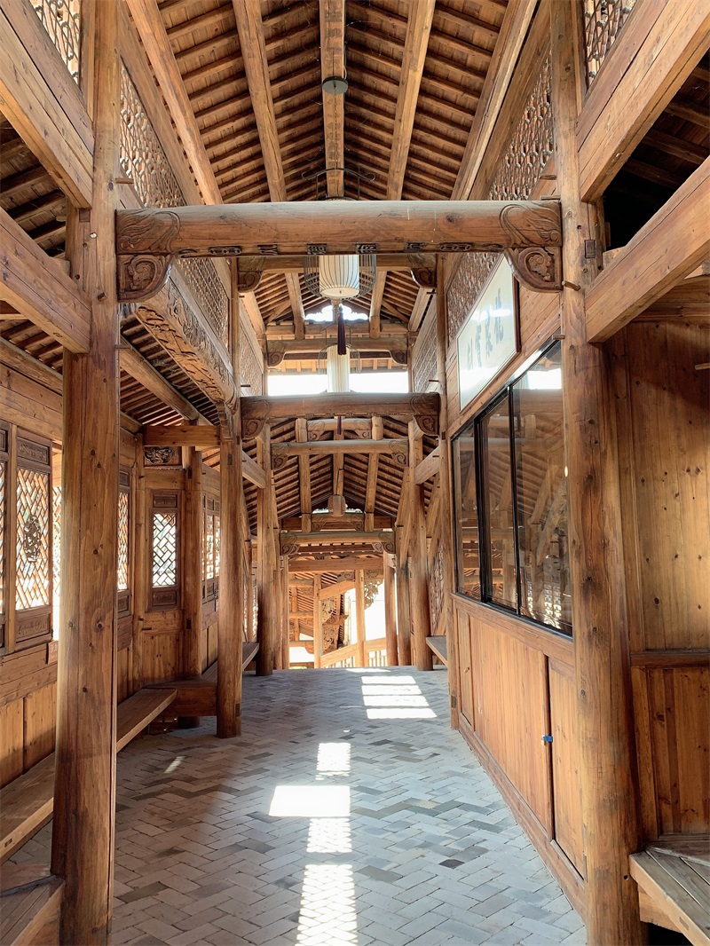 投促中国创始人吴永豪一行赴龙泉市龙泉宝剑厂参观学习