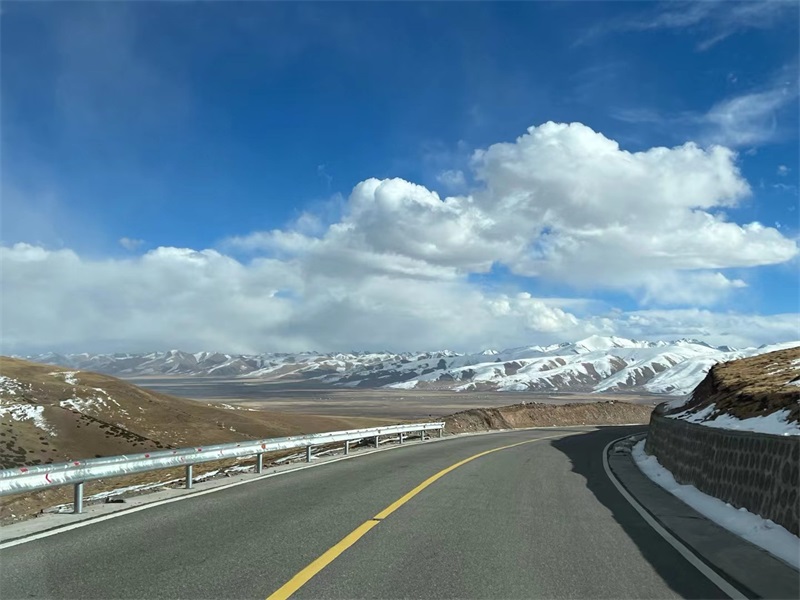 投促中国创始人吴永豪一行赴西藏第二大湖泊纳木措参观学习