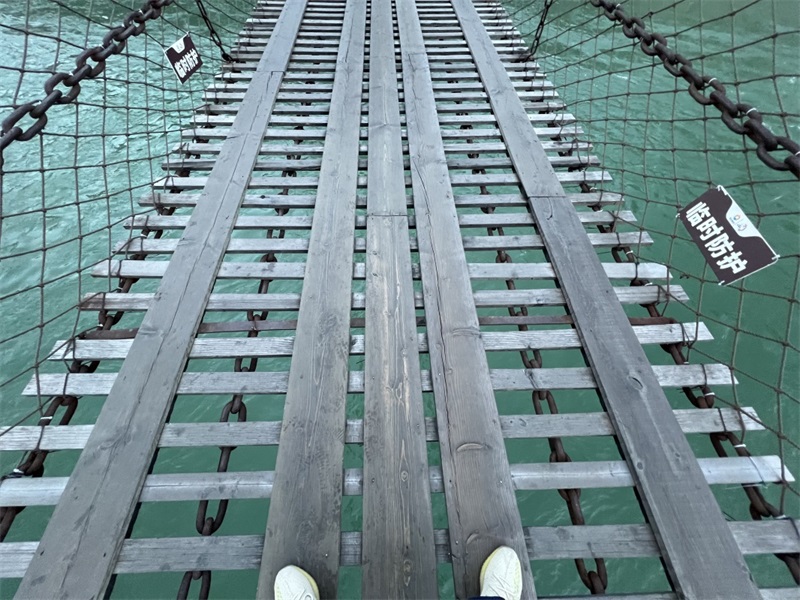 投促中国创始人吴永豪一行赴红色旅游胜地泸定桥参观学习