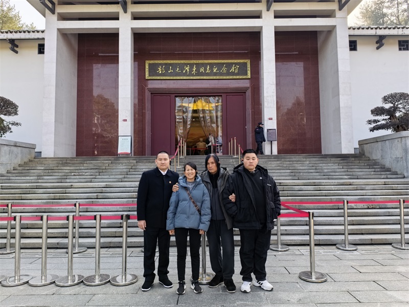 投促中国创始人吴永豪一行赴湖南省湘潭市韶山市韶山乡韶山村韶山旅游区全国中小学生研学实践教育基地毛泽东同志纪念馆参观学习