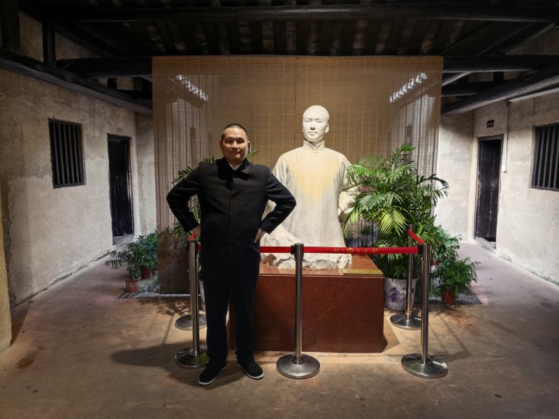 投促中国创始人吴永豪一行赴湖南省湘潭市韶山市韶山乡韶山村韶山旅游区南岸私塾旧址参观学习