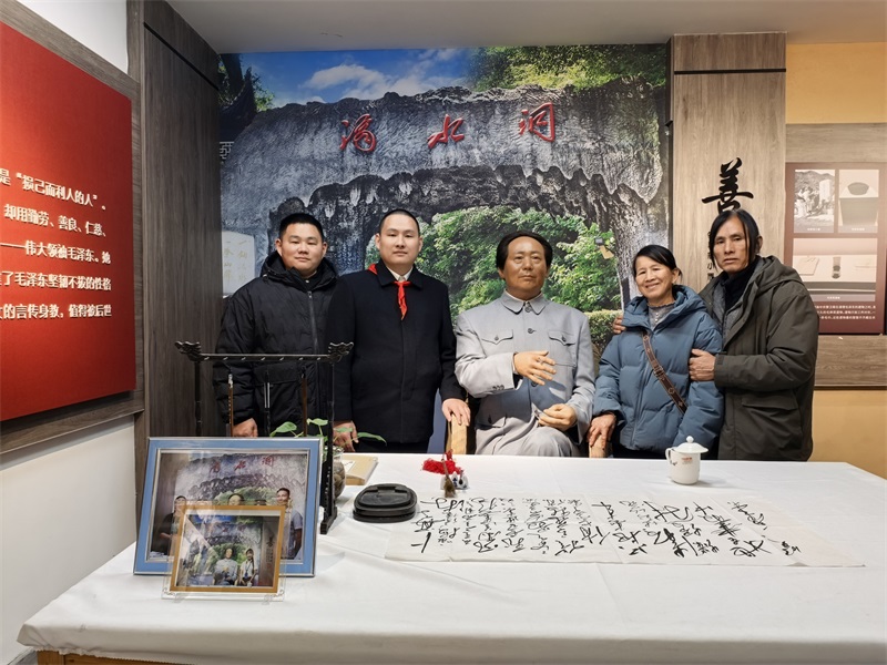 投促中国创始人吴永豪一行赴湖南省湘潭市韶山市韶山乡韶山村韶山旅游区毛泽东母亲慈怀馆参观学习