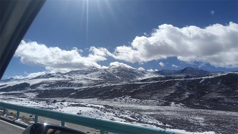 投促中国创始人吴永豪一行赴四川省甘孜藏族自治州泸定县四川贡嘎山国家级自然保护区参观学习