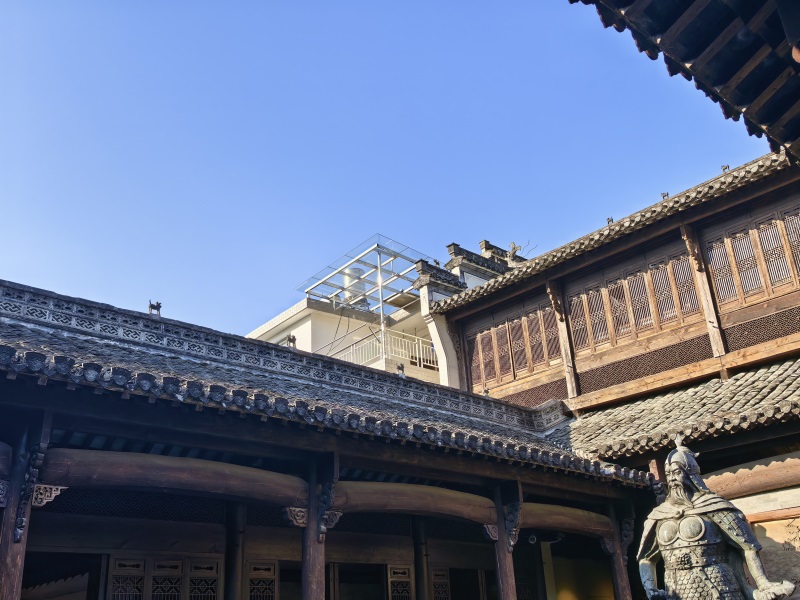 投促中国创始人吴永豪一行赴安徽省宣城市绩溪县龙川镇龙川村龙川景区胡宗宪少保府（胡宗宪抗倭纪念馆）瞻仰学习