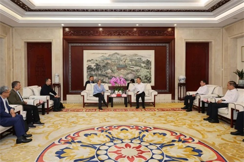 美国超威半导体公司高层来访